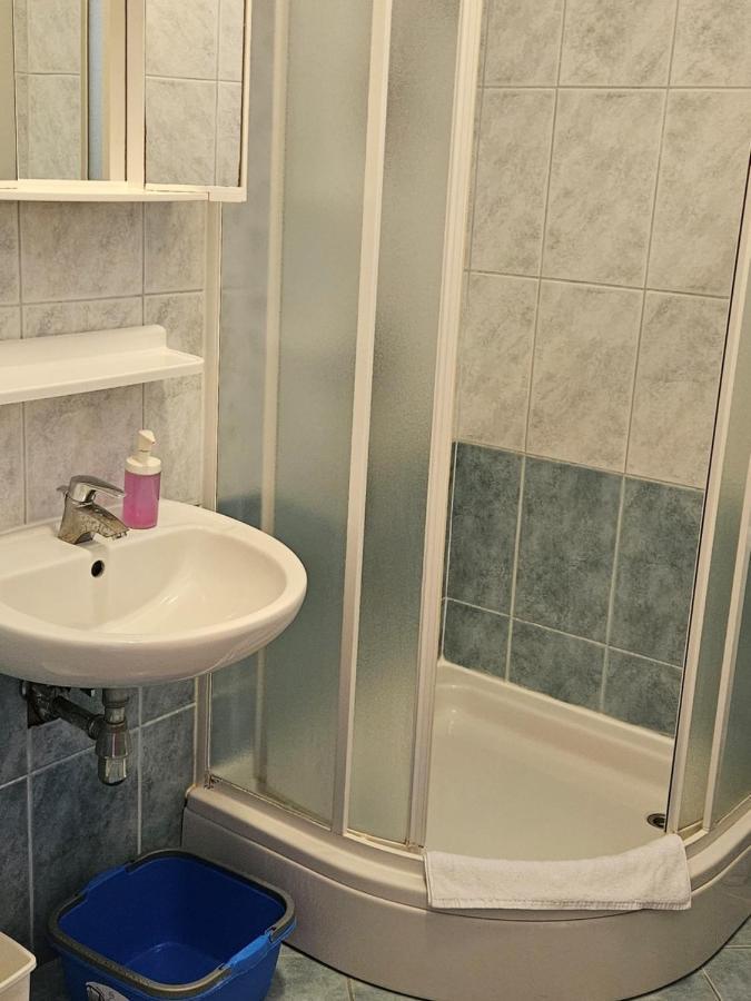 Apartments Trojak Baška Kültér fotó