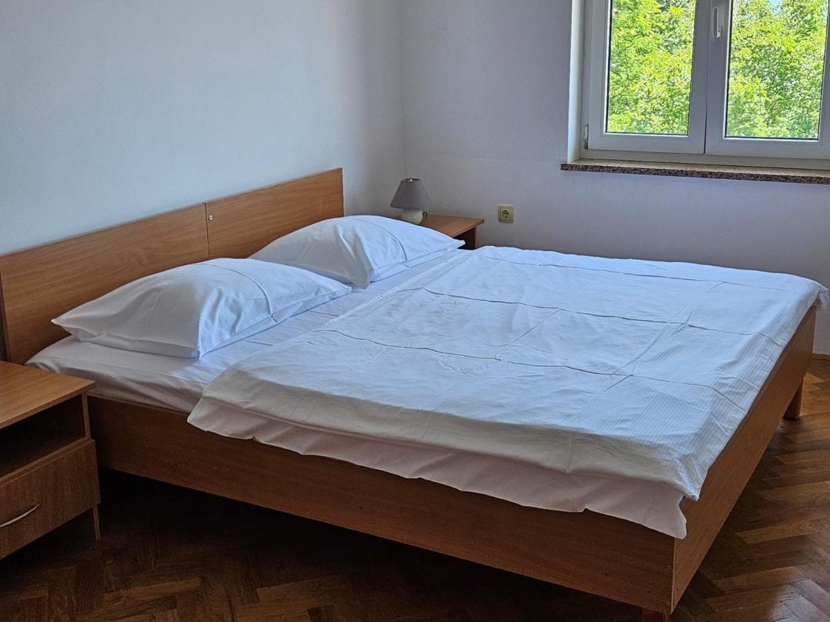 Apartments Trojak Baška Kültér fotó